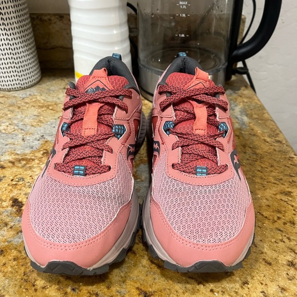 Saucony excursion tr 16 size 9.5 - Picture 2 of 11